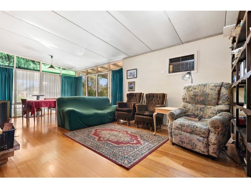 16 George Avenue, Hallam VIC 3803