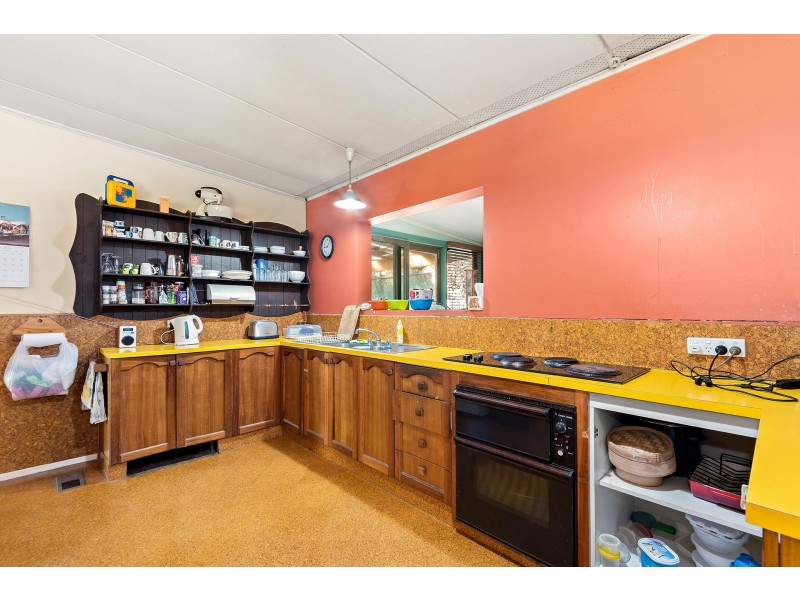 16 George Avenue, Hallam VIC 3803