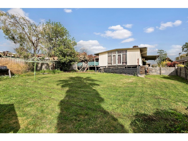 16 George Avenue, Hallam VIC 3803
