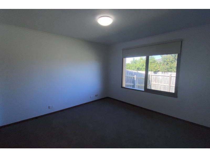 7-8/24  Callander Road, Noble Park VIC 3174