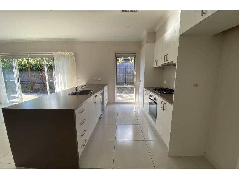 43 Olive Road, Hampton Park VIC 3976