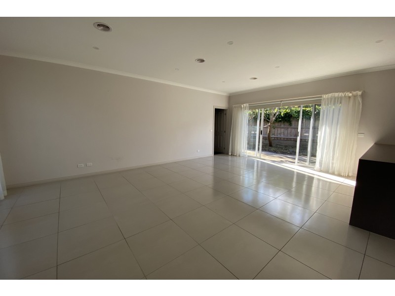 43 Olive Road, Hampton Park VIC 3976