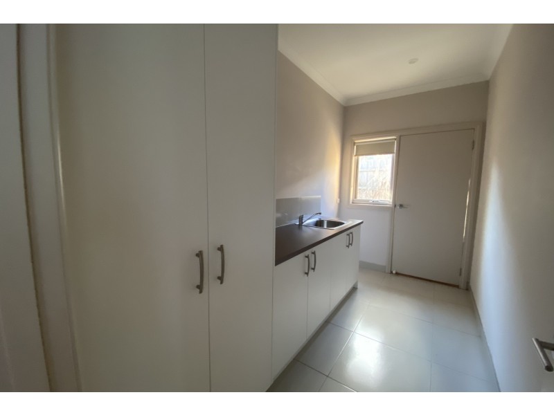 43 Olive Road, Hampton Park VIC 3976