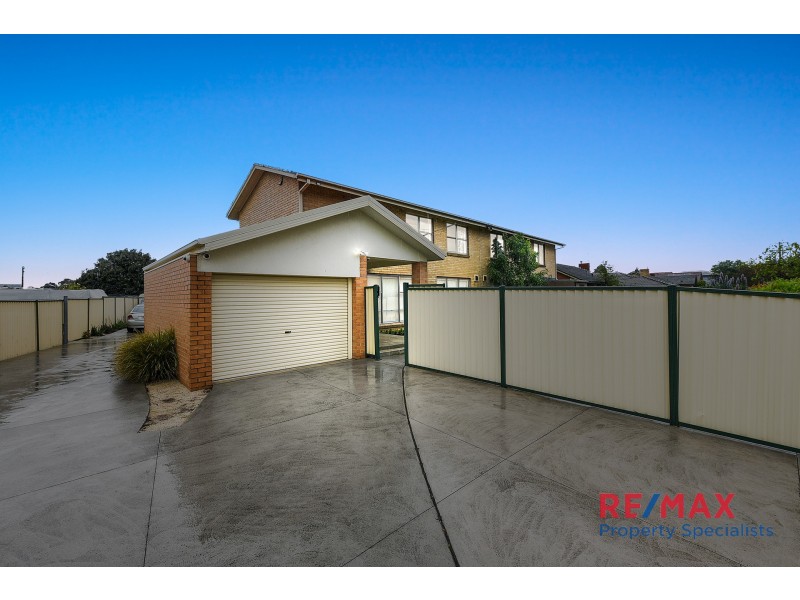 37 Rowan Drive, Doveton VIC 3177