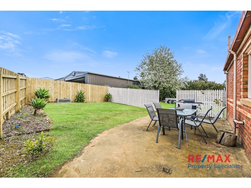4 Curringa Close, Berwick VIC 3806