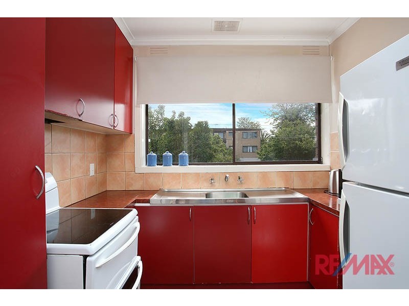 6/60 Cleeland Street, Dandenong VIC 3175