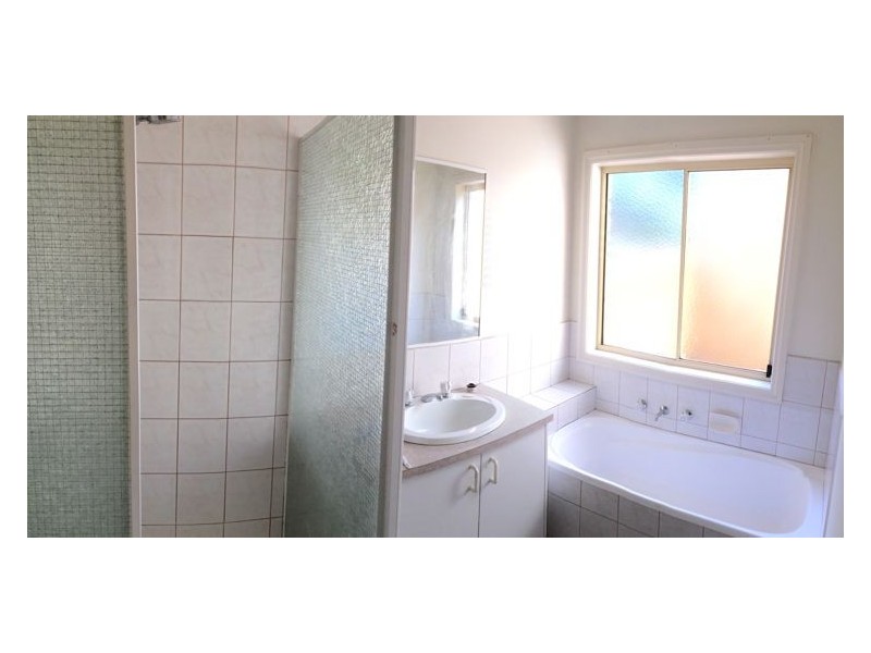 65 Raisell Road, Cranbourne VIC 3977