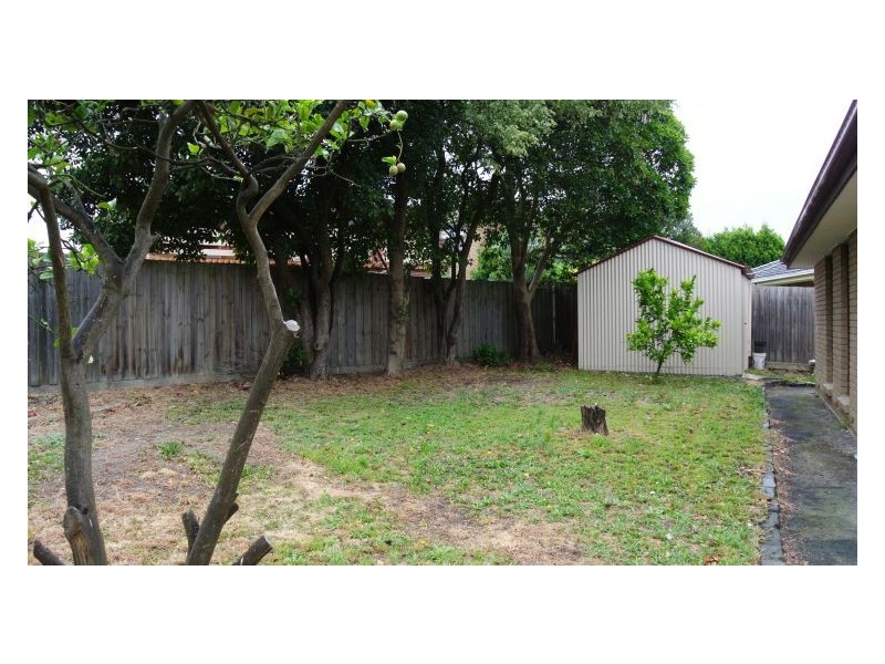 34 Monkhouse Drive, Endeavour Hills VIC 3802