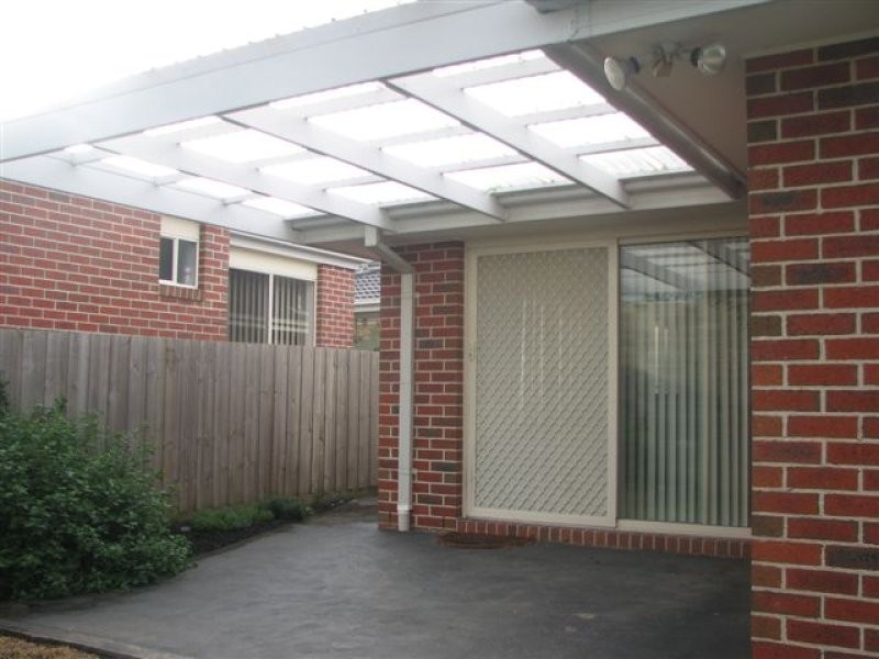 2/7 Kays Avenue, Hallam VIC 3803