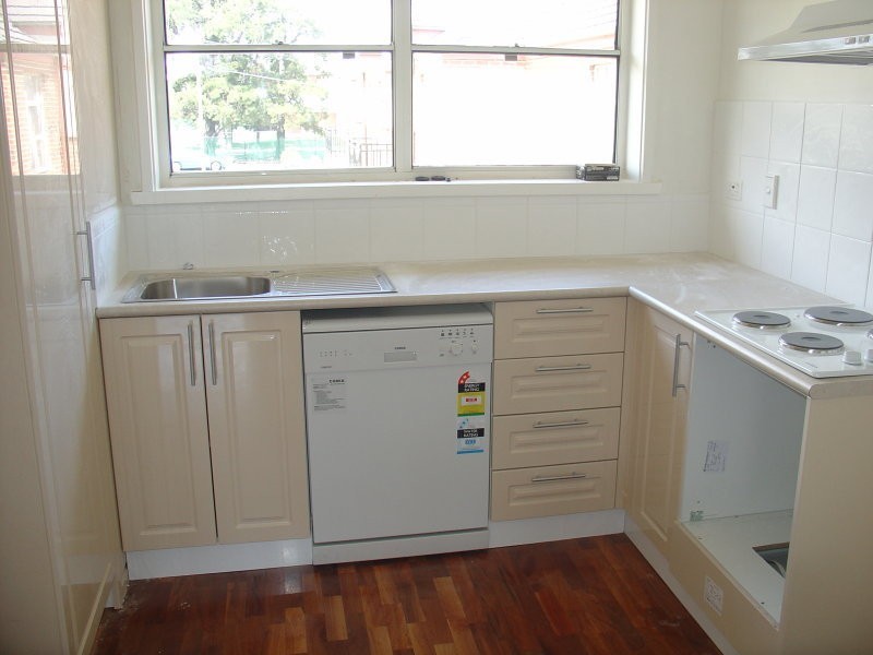 13/112-114 Princes Highway, Dandenong VIC 3175