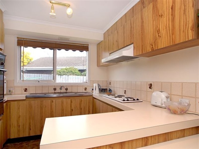 21 Murray Crescent, Rowville VIC 3178