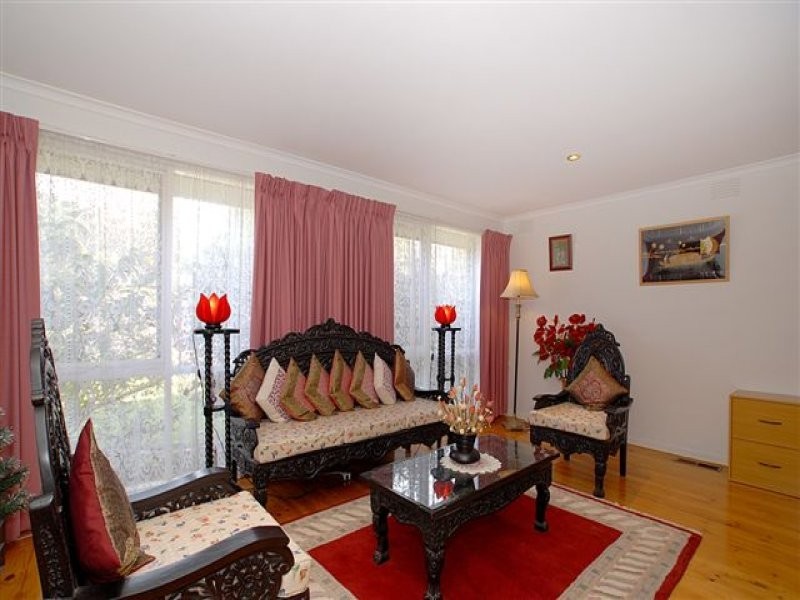 21 Murray Crescent, Rowville VIC 3178