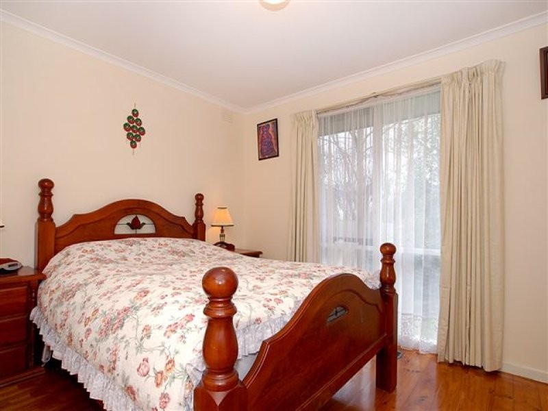 21 Murray Crescent, Rowville VIC 3178