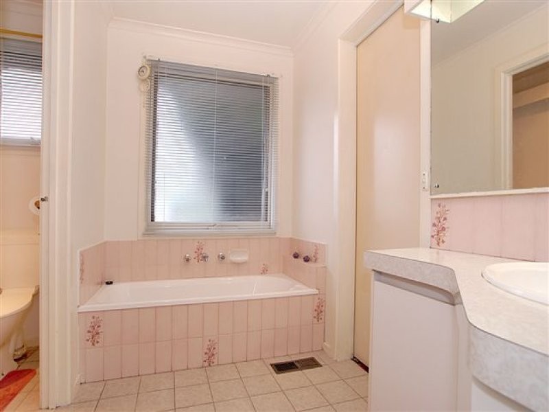 21 Murray Crescent, Rowville VIC 3178