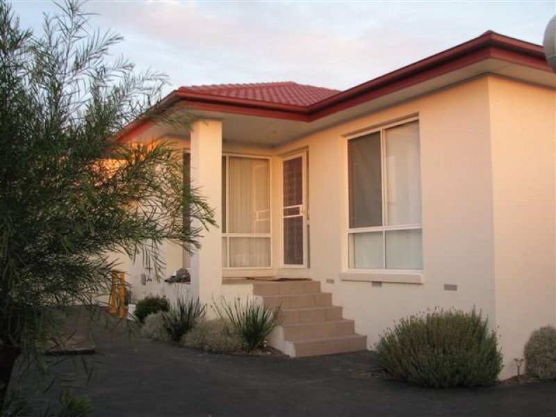 2/3 Jellicoe Street, Noble Park VIC 3174