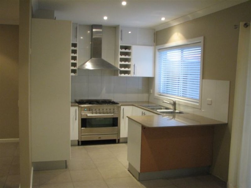 2/3 Jellicoe Street, Noble Park VIC 3174