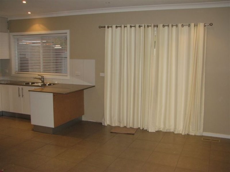 2/3 Jellicoe Street, Noble Park VIC 3174