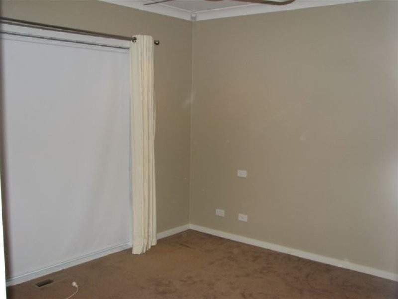 2/3 Jellicoe Street, Noble Park VIC 3174