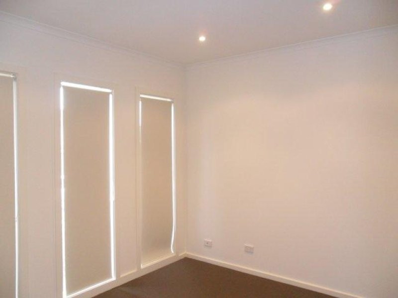 26/21 Kingfisher Drive, Doveton VIC 3177