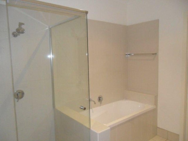 26/21 Kingfisher Drive, Doveton VIC 3177