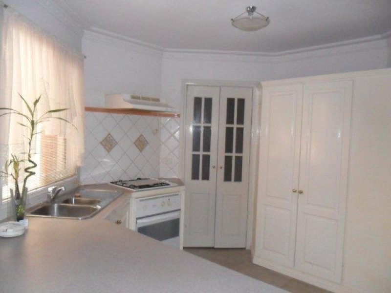 1A Rowson Grove, Clarinda VIC 3169