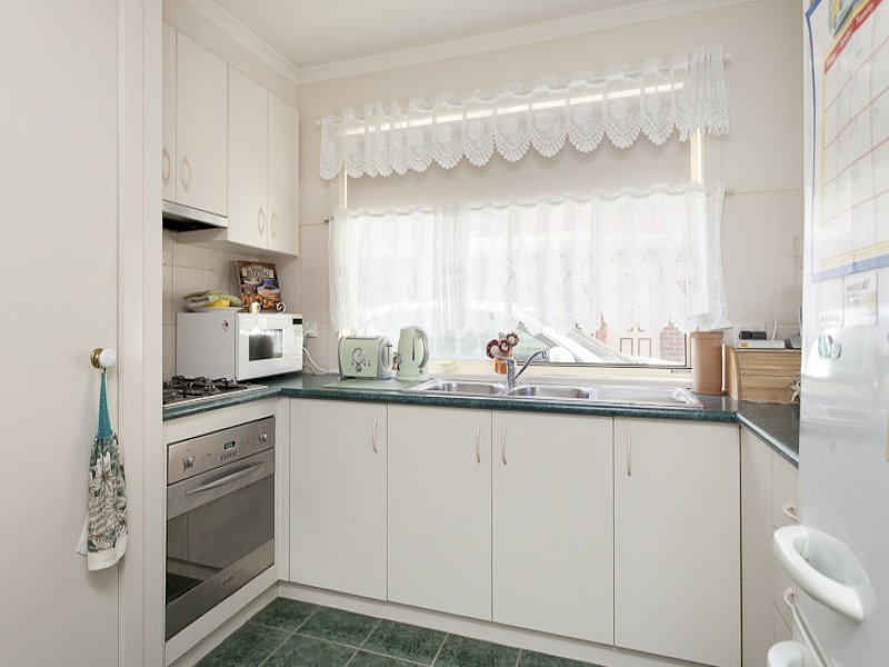 2/41-43 Bruce Street, Dandenong VIC 3175