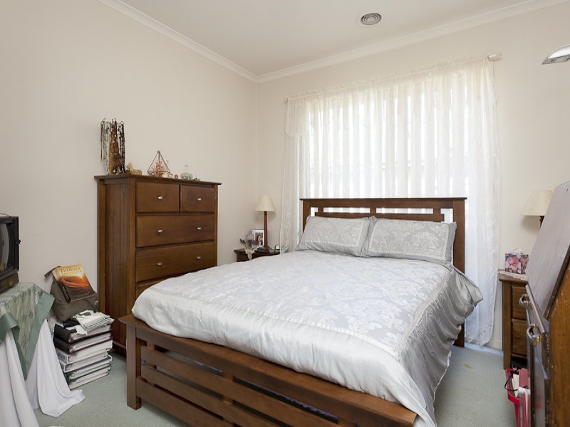 2/41-43 Bruce Street, Dandenong VIC 3175