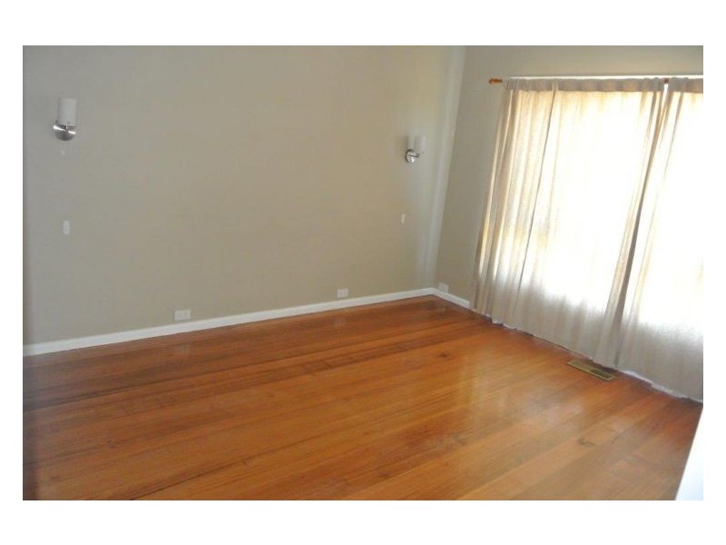 1/3 Jellicoe Street, Noble Park VIC 3174