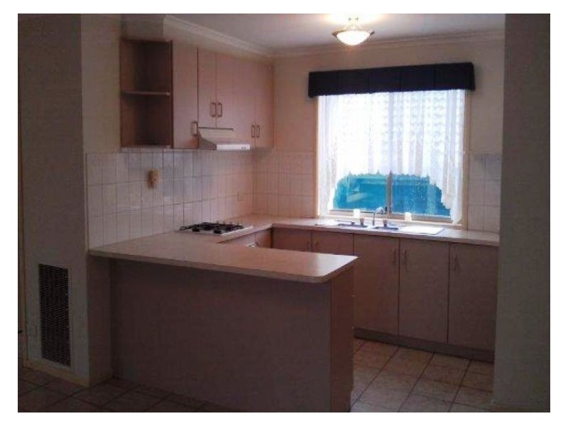 8 Sunset Place, Hampton Park VIC 3976