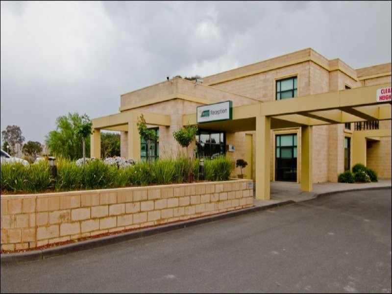 21/2 Don Bosco Drive, Narre Warren VIC 3805