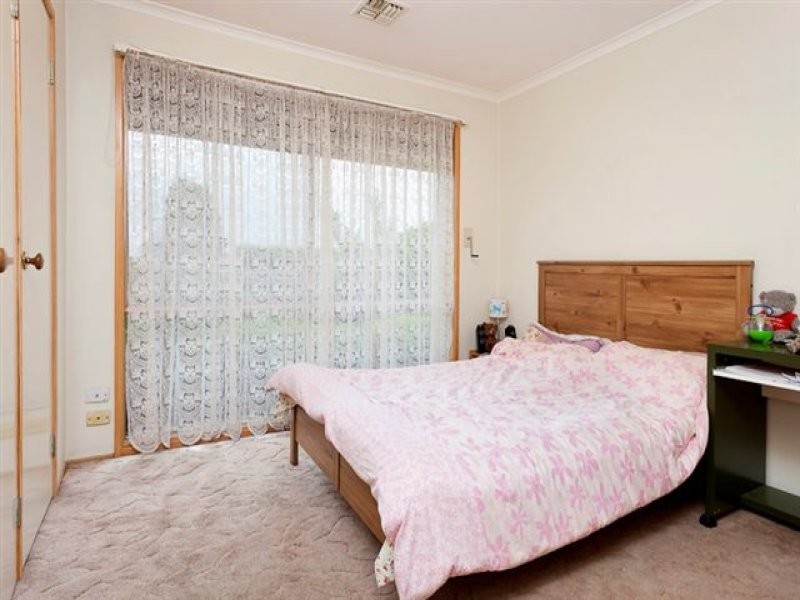 1 Enoch Rise, Hallam VIC 3803