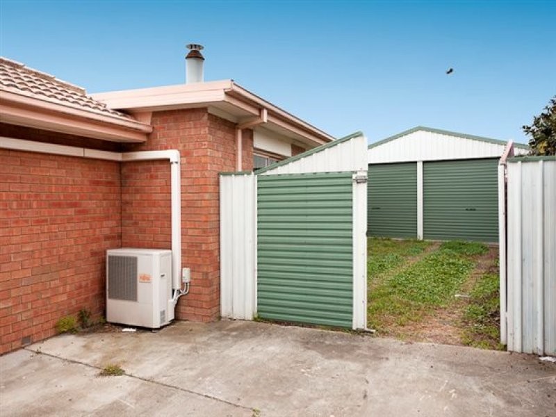 1 Enoch Rise, Hallam VIC 3803