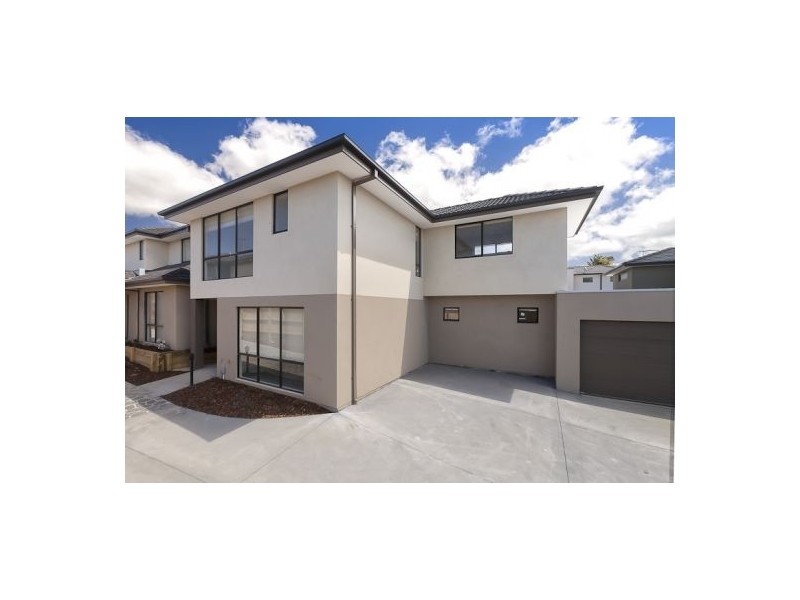 2/16 Sanders Road, Frankston South VIC 3199