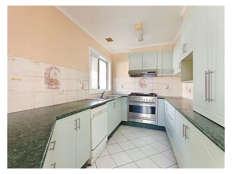 24 Kuringgai Crescent, Noble Park VIC 3174