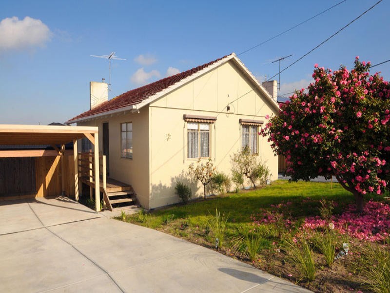 7 Lillypilly Avenue, Doveton VIC 3177