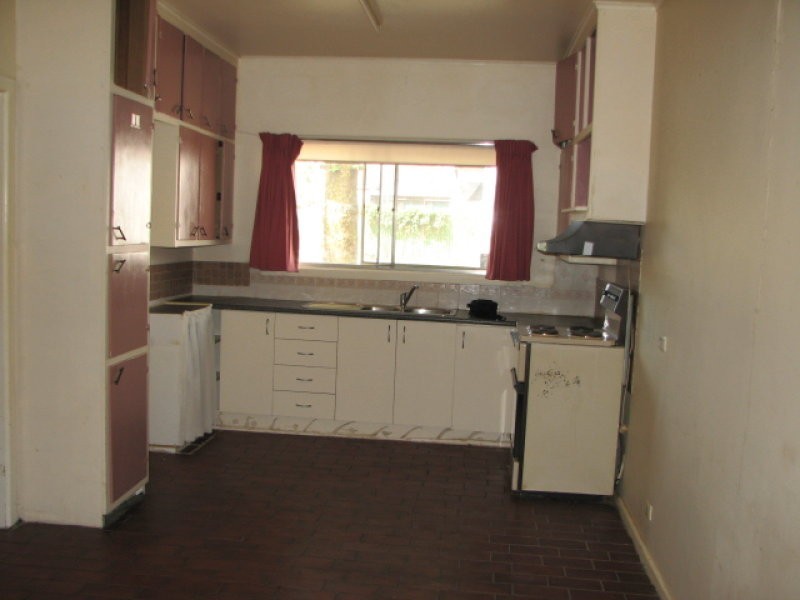 130 Circle Drive, Cranbourne VIC 3977