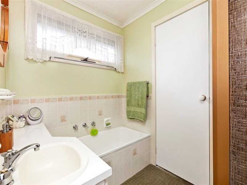 58 Millswyn Avenue, Hampton Park VIC 3976