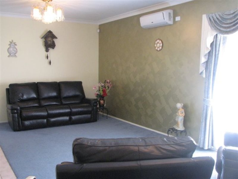 29 Fifth Avenue, Dandenong VIC 3175