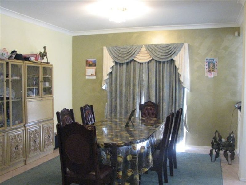 29 Fifth Avenue, Dandenong VIC 3175