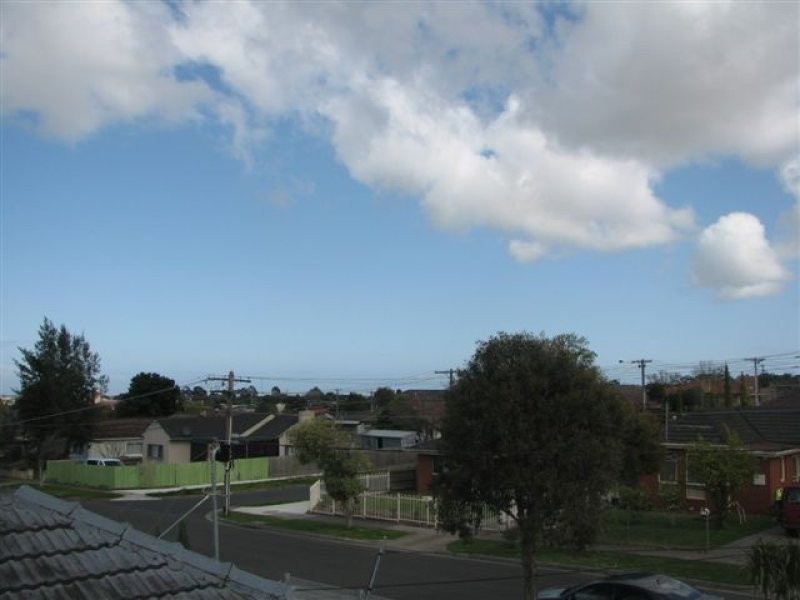 29 Fifth Avenue, Dandenong VIC 3175