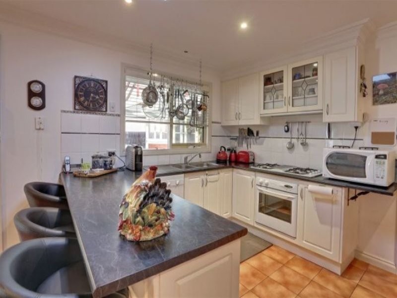24 Drummer Lane, Narre Warren VIC 3805