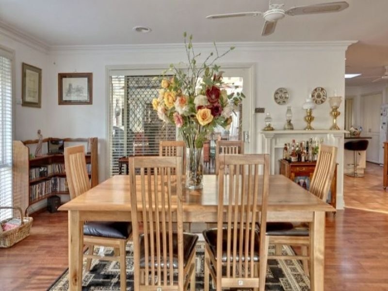 24 Drummer Lane, Narre Warren VIC 3805