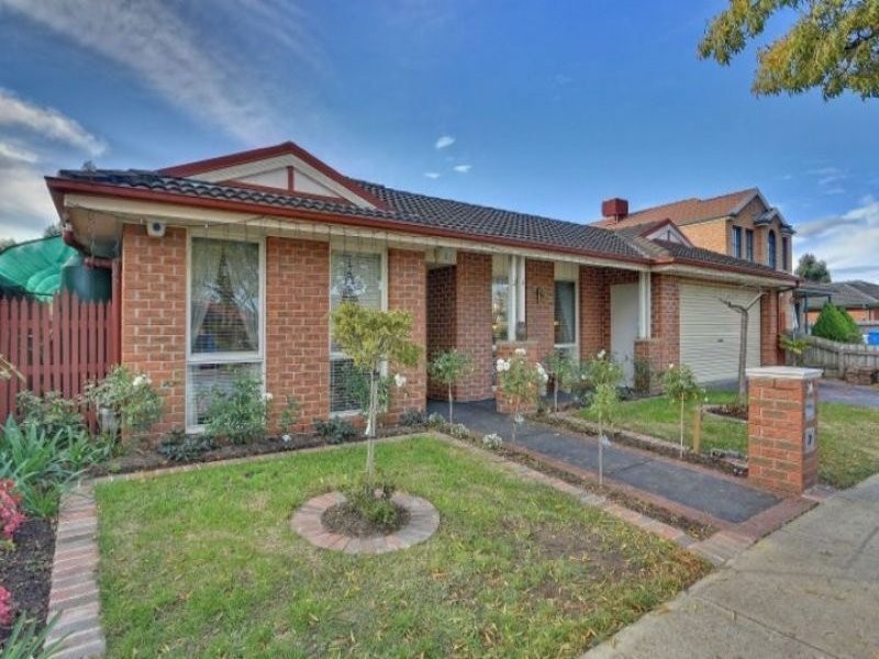 24 Drummer Lane, Narre Warren VIC 3805