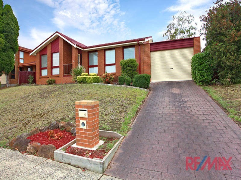 6 Nareen Avenue, Endeavour Hills VIC 3802