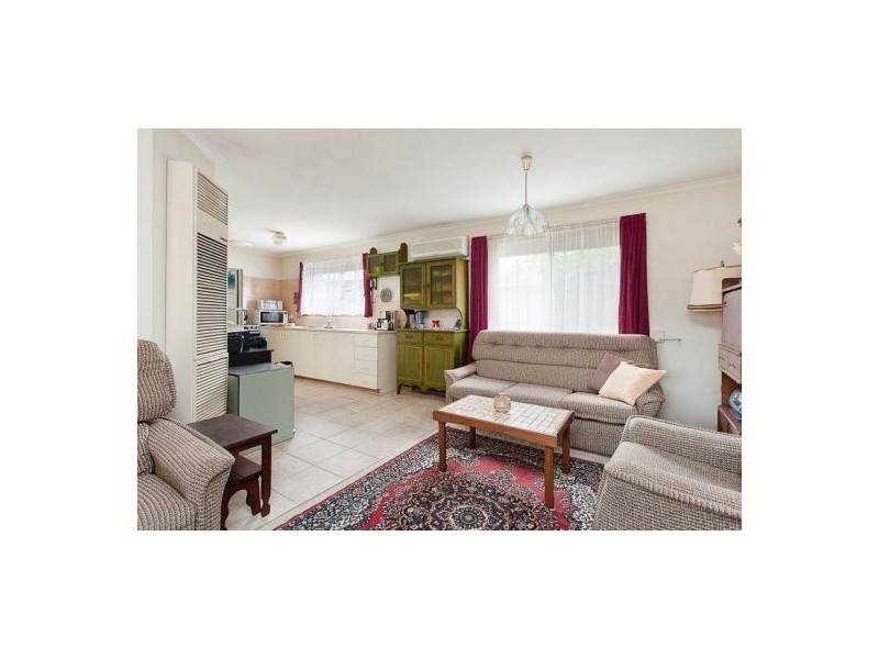 2/26 Nullawil Street, Springvale VIC 3171