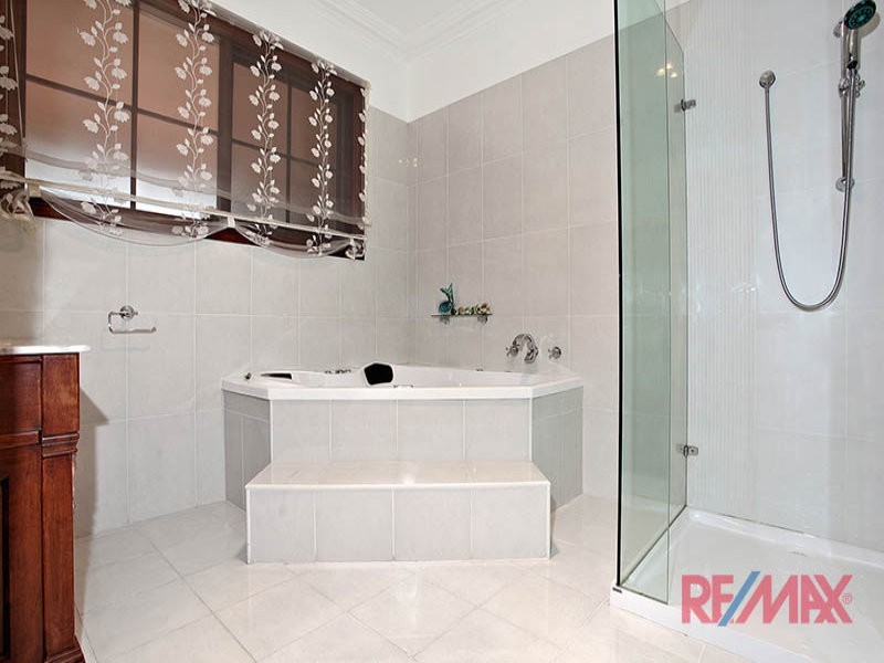 246 Perry Road, Keysborough VIC 3173