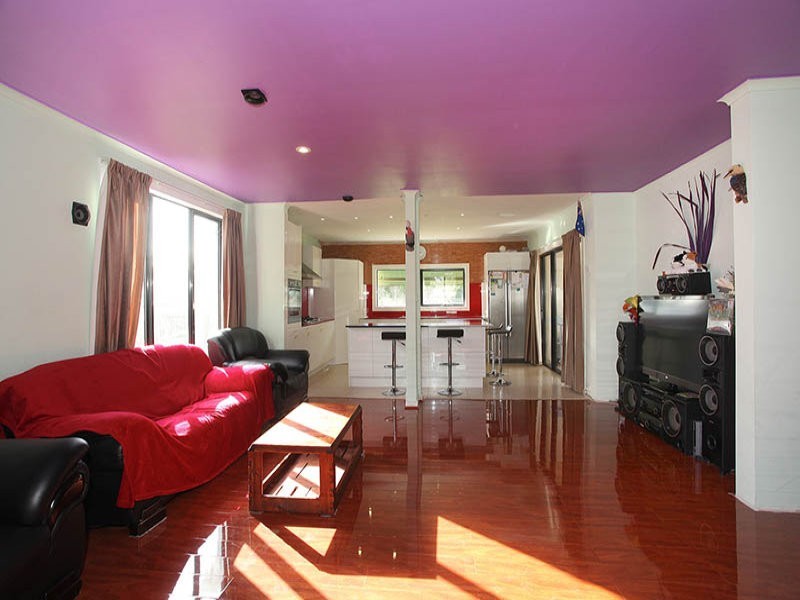 36 Edinborough Street, Hallam VIC 3803