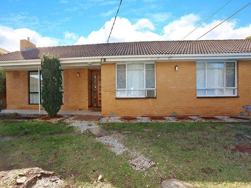 36 Edinborough Street, Hallam VIC 3803