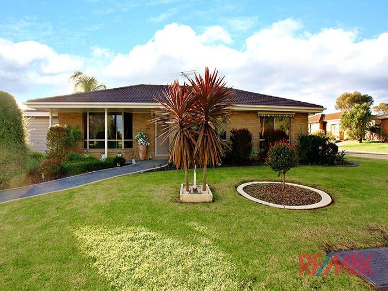 1/20 Quarrion Drive, Carrum Downs VIC 3201