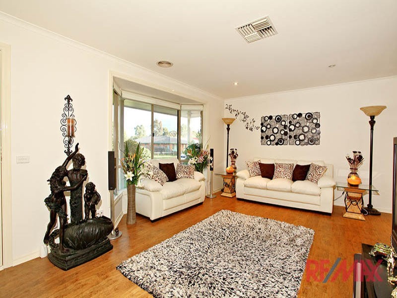1/20 Quarrion Drive, Carrum Downs VIC 3201